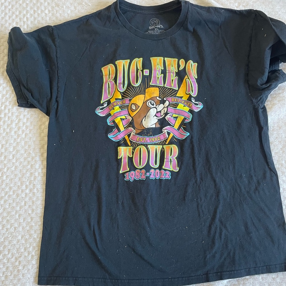 Buc-ee’s Black Graphic Tour T-Shirt